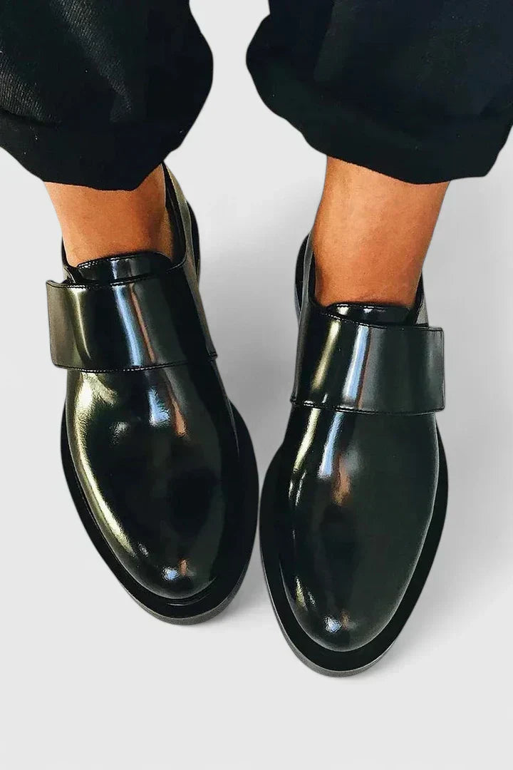 Black / 12 US | 43 EU