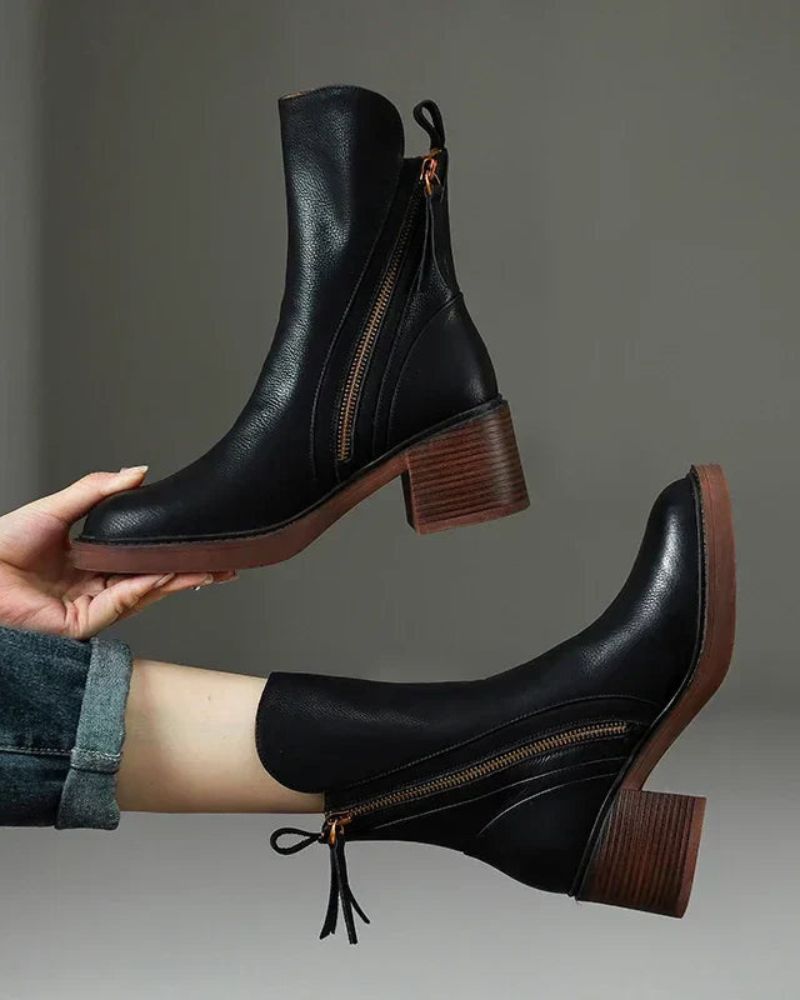 Black / 11 US | 42 EU
