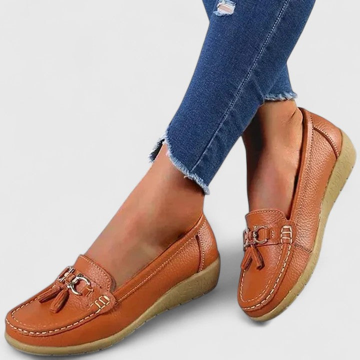Orange / 12 US | 43 EU