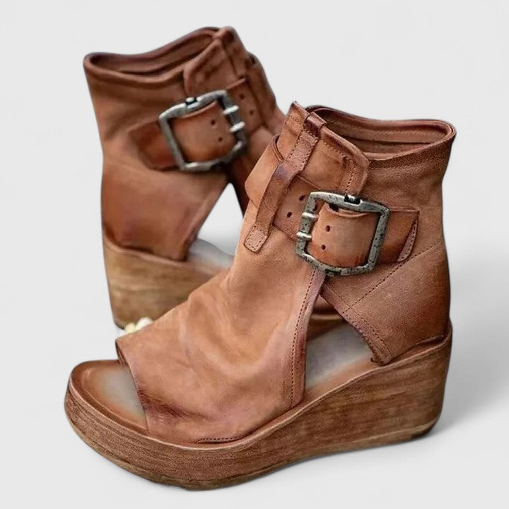Brown / 12 US | 43 EU