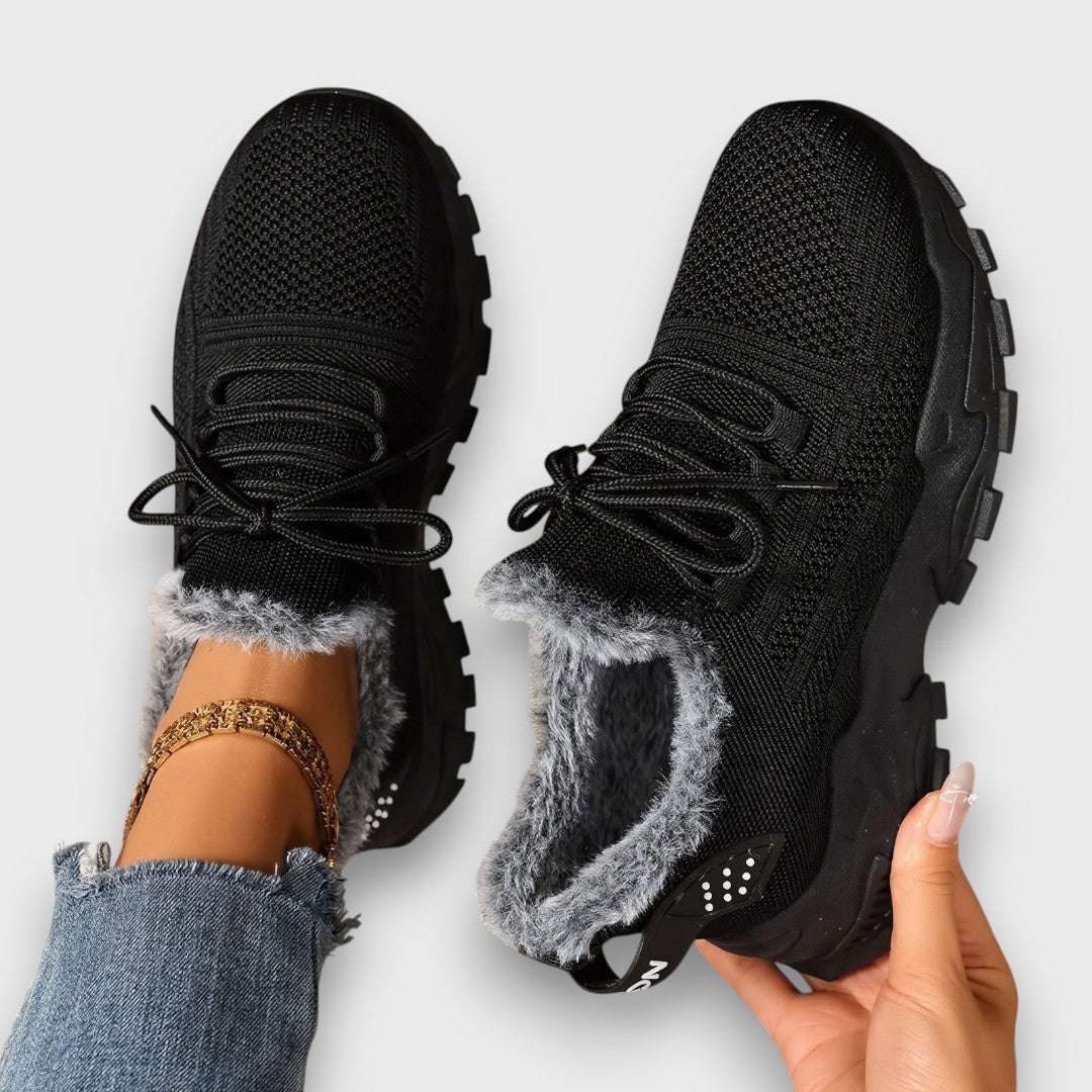 Black / 14