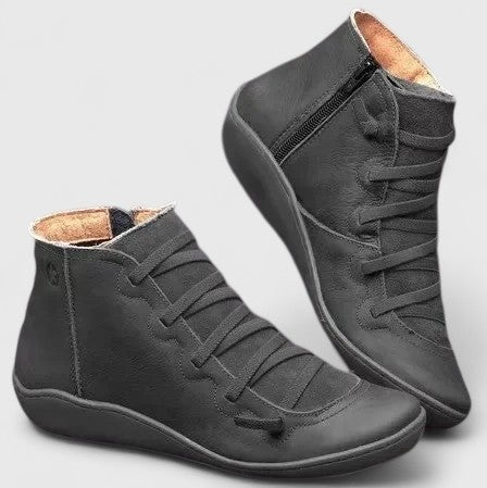 Black / 9 US | 40 EU