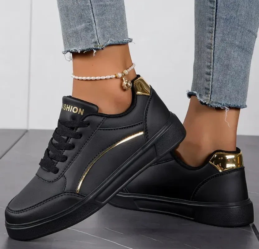 Black / 12 US | 43 EU