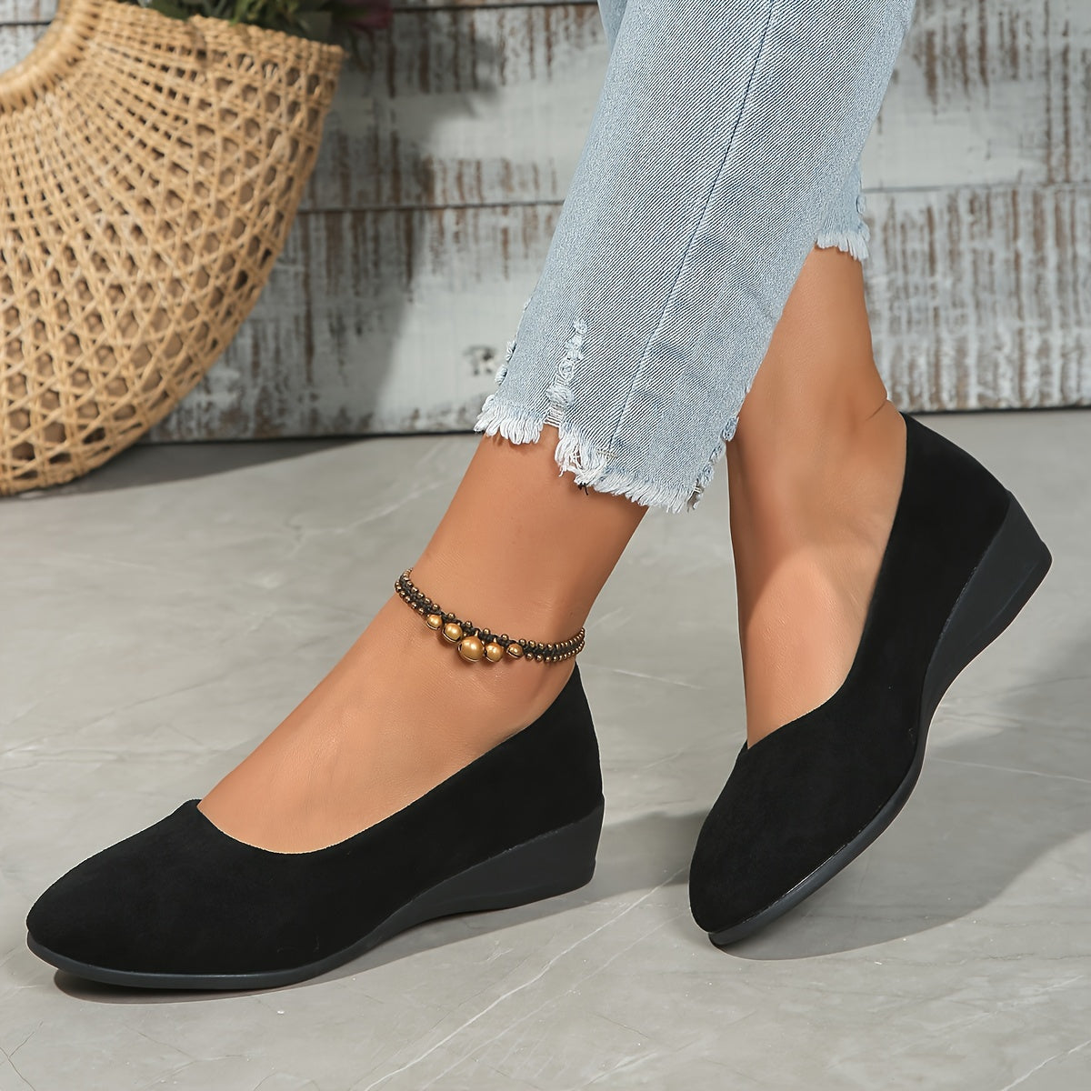 Black / 11 US | 42 EU
