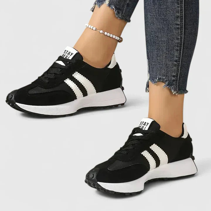 Black / 12 US | 43 EU