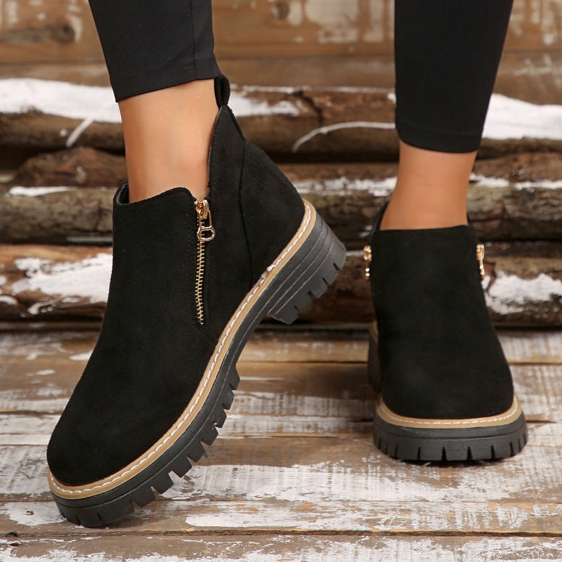 Black / 12 US | 43 EU